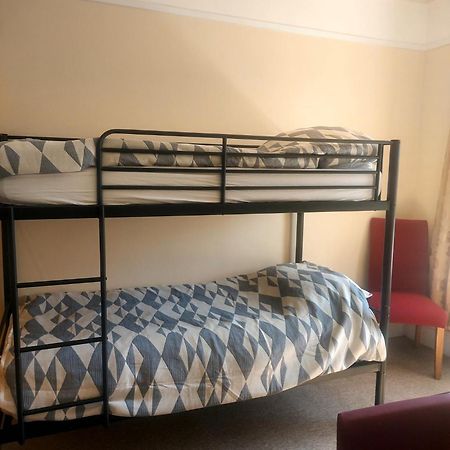 Lea Hurst B & B Bournemouth Ngoại thất bức ảnh