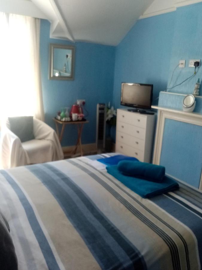 Lea Hurst B & B Bournemouth Ngoại thất bức ảnh