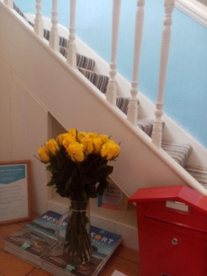 Lea Hurst B & B Bournemouth Ngoại thất bức ảnh