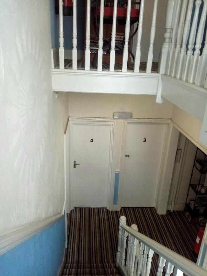 Lea Hurst B & B Bournemouth Ngoại thất bức ảnh