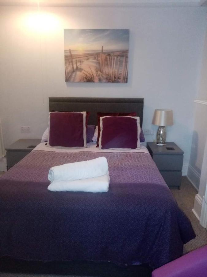 Lea Hurst B & B Bournemouth Ngoại thất bức ảnh