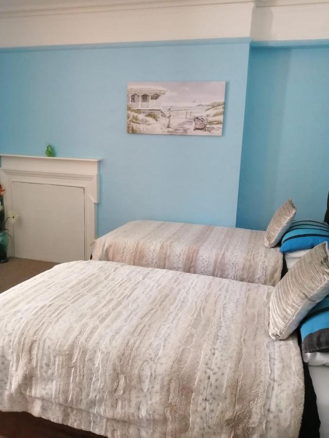 Lea Hurst B & B Bournemouth Ngoại thất bức ảnh