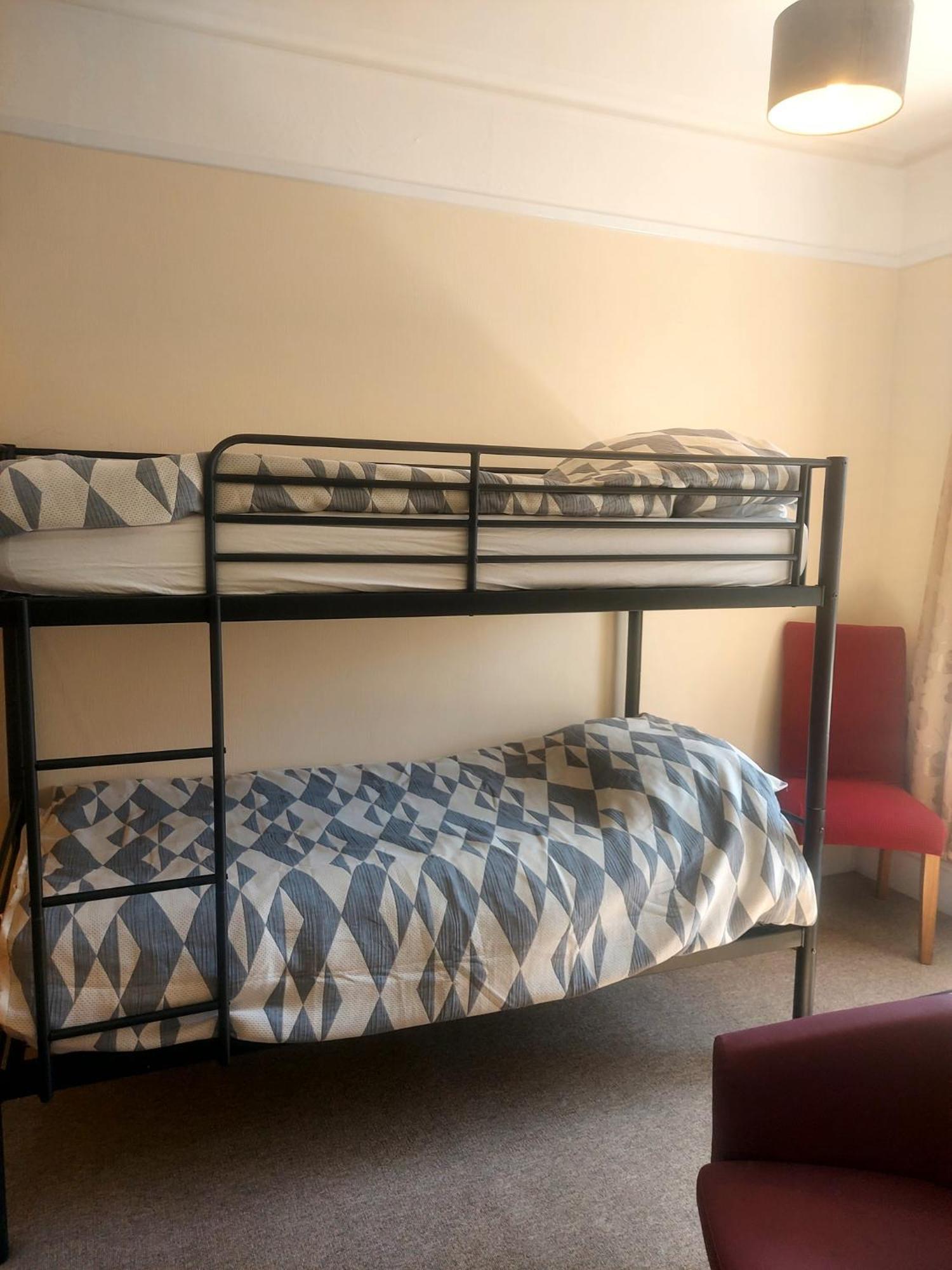 Lea Hurst B & B Bournemouth Ngoại thất bức ảnh